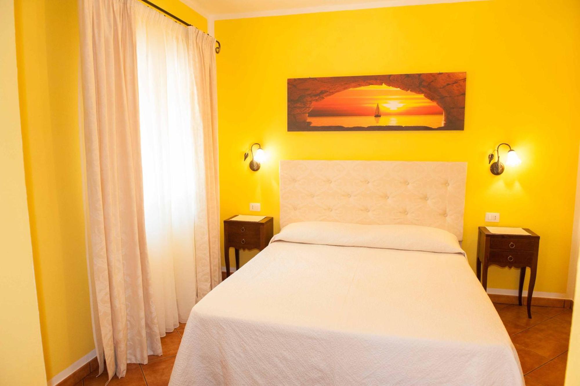 B&B Da Sabrina Сан-Теодоро Экстерьер фото