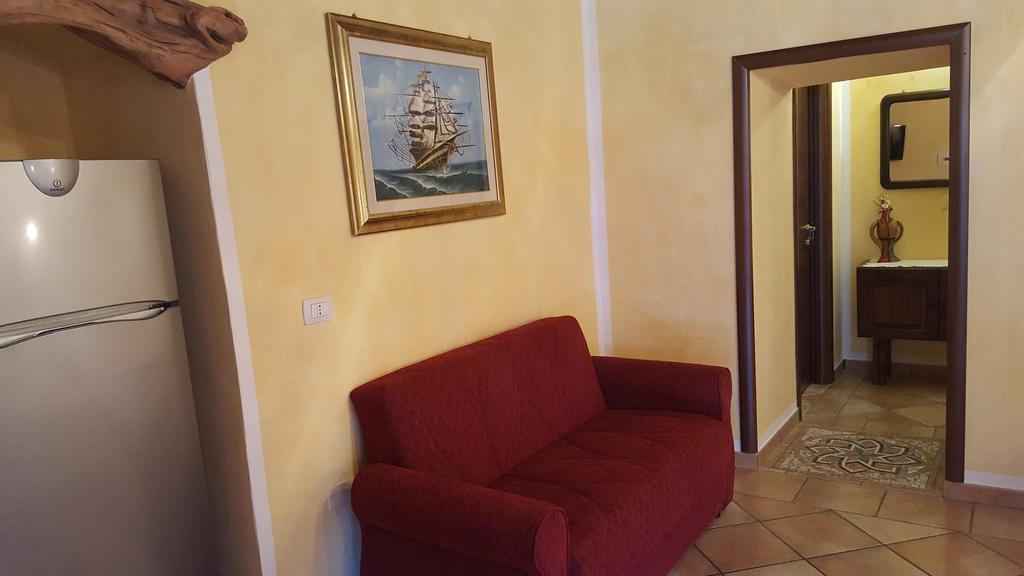B&B Da Sabrina Сан-Теодоро Экстерьер фото